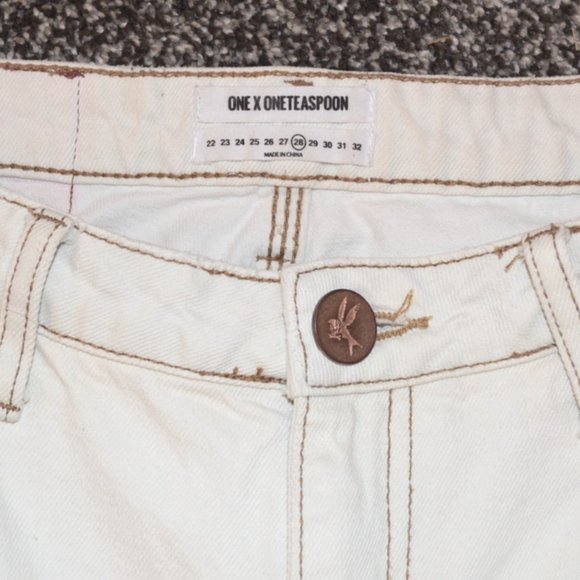 One Teaspoon Mom Jeans - Picture 3 of 6